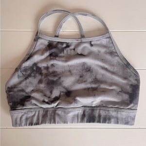 BLACK & CLOUD TIE-DYE NOBULL high-neck sport bra
